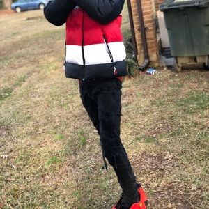 Meet your Posher, Ty